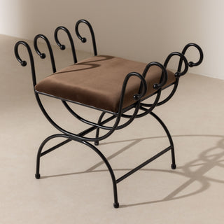 No.17 The Elysée Curls Stool